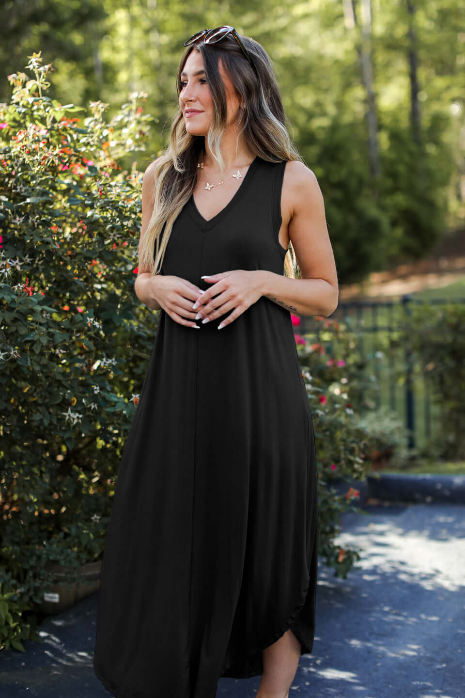 Glow Chic's Casual V-neck Sleeveless Long Dress - Glow Chic