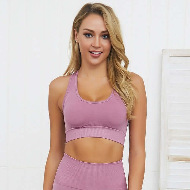 Glow Chic's Seamless Sportswear - Glow Chic