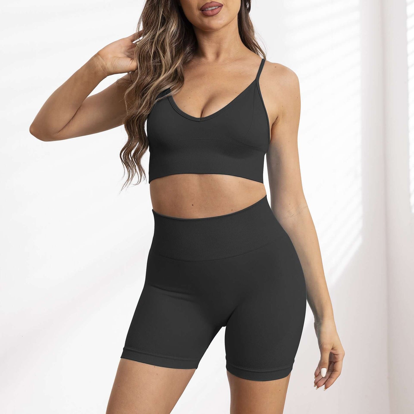 Glow Chic's Seamless Yoga Suit - Glow Chic