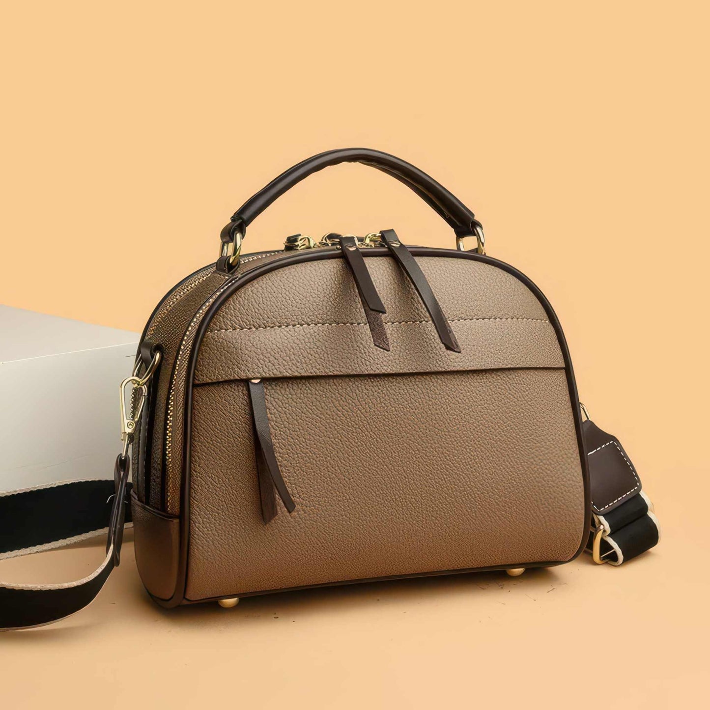 Glow Chic's Versatile Portable Bag