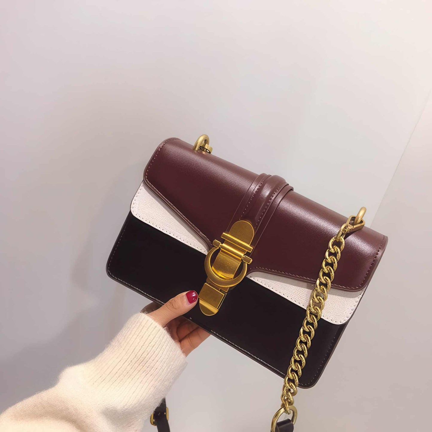 Shoulder Bag | Glow Chic's Autumn Messenger with Chain Style